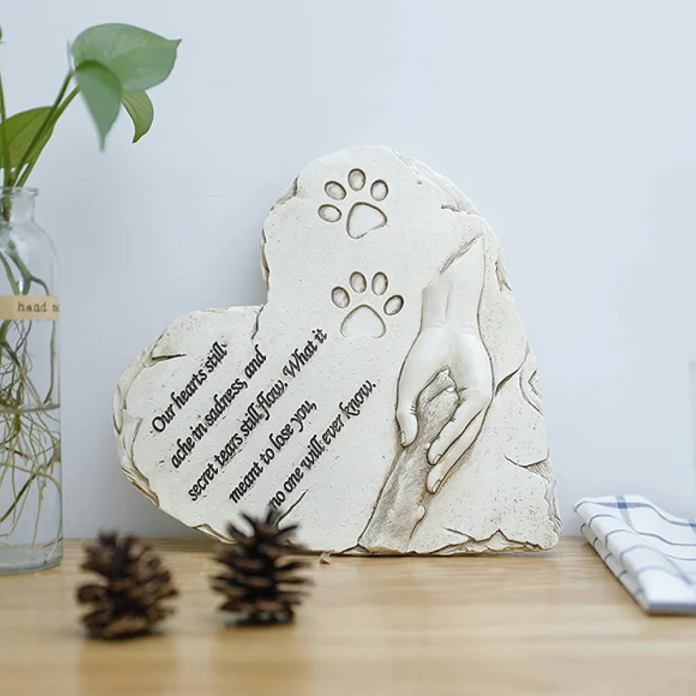 Heart-Shaped Pet Memorial Stones Hand-Painted Pet Grave Marker