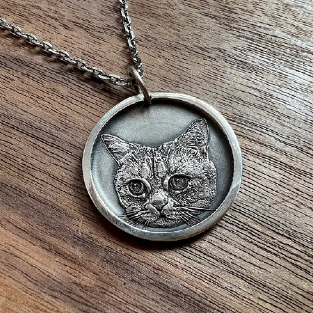 Pet Portrait Necklace | Silver Personalized Pet Memorial Necklace