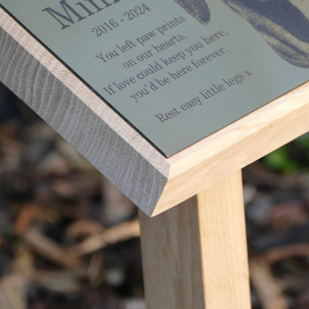 Oak Pet Memorial Stake w/ Custom Text & Image Plaque