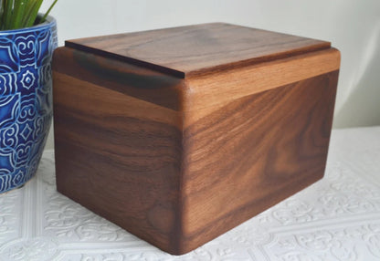 Personalized Walnut Wooden Pet Memorial Urn Box