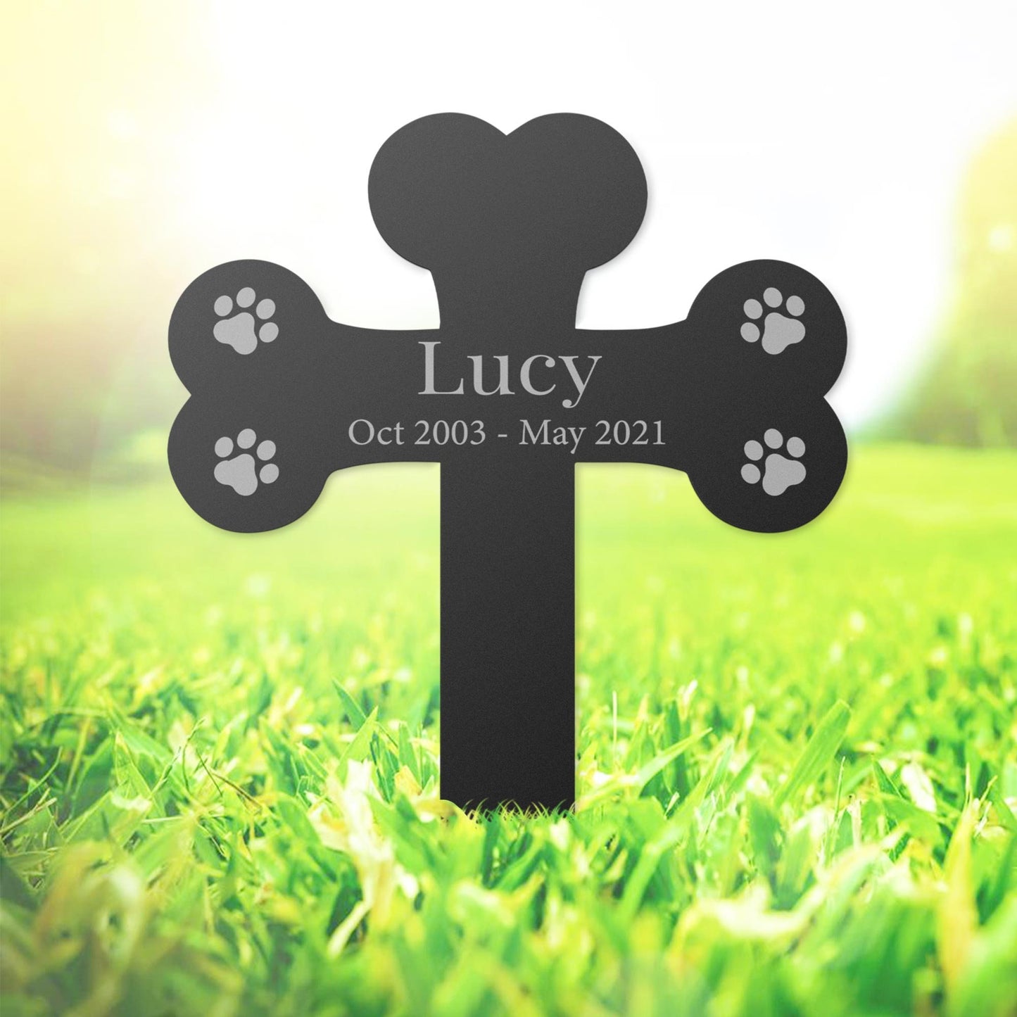 Personalized 4 Paw Prints Memorial Stake Marker